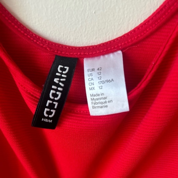 CockTail Dress - Picture 2 of 2